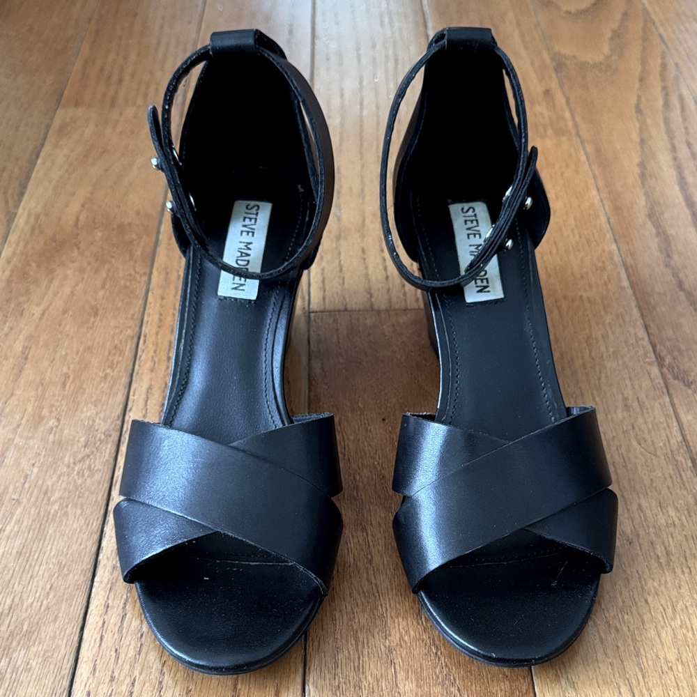 Steve Madden black leather platform wedge sandals